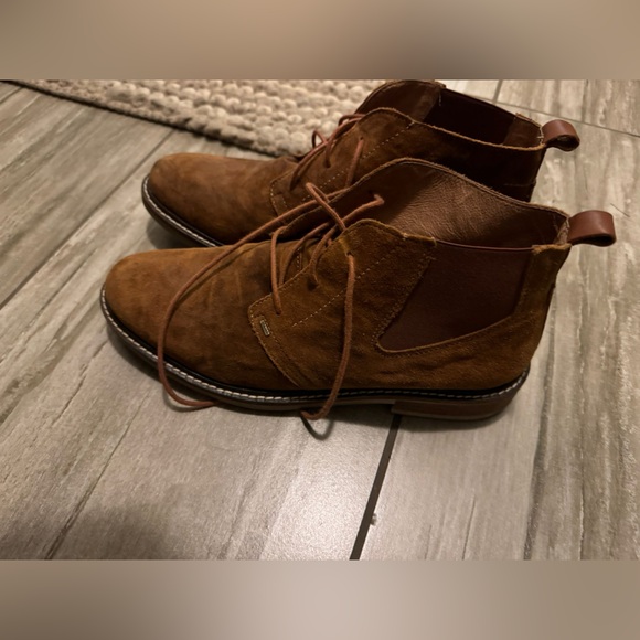 Pajar Other - EUC Chukka Boot Pajar Brown Suede Chukka Boots